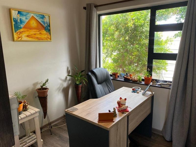 3 Bedroom Property for Sale in Fish Hoek Western Cape